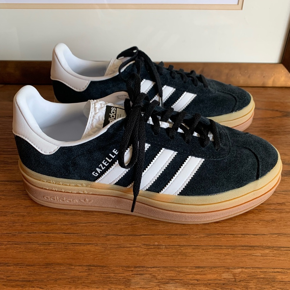 💥ADIDAS Gazelle Bold Women’s Shoes - Size 8 — EUC💥